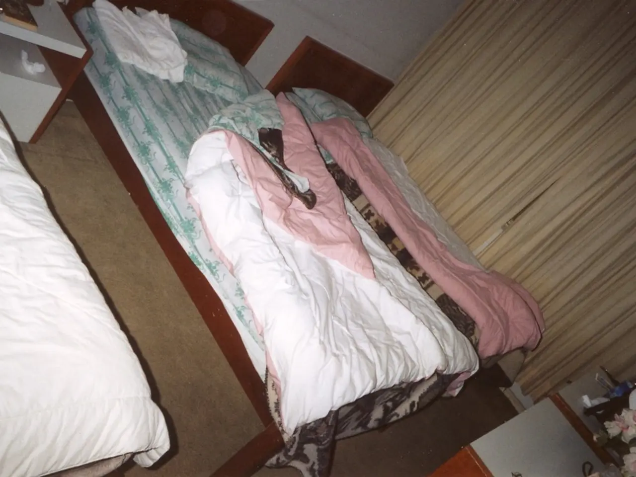 The transformative power of floral curtains, as demonstrated in Lauren Graham's vintage-inspired...