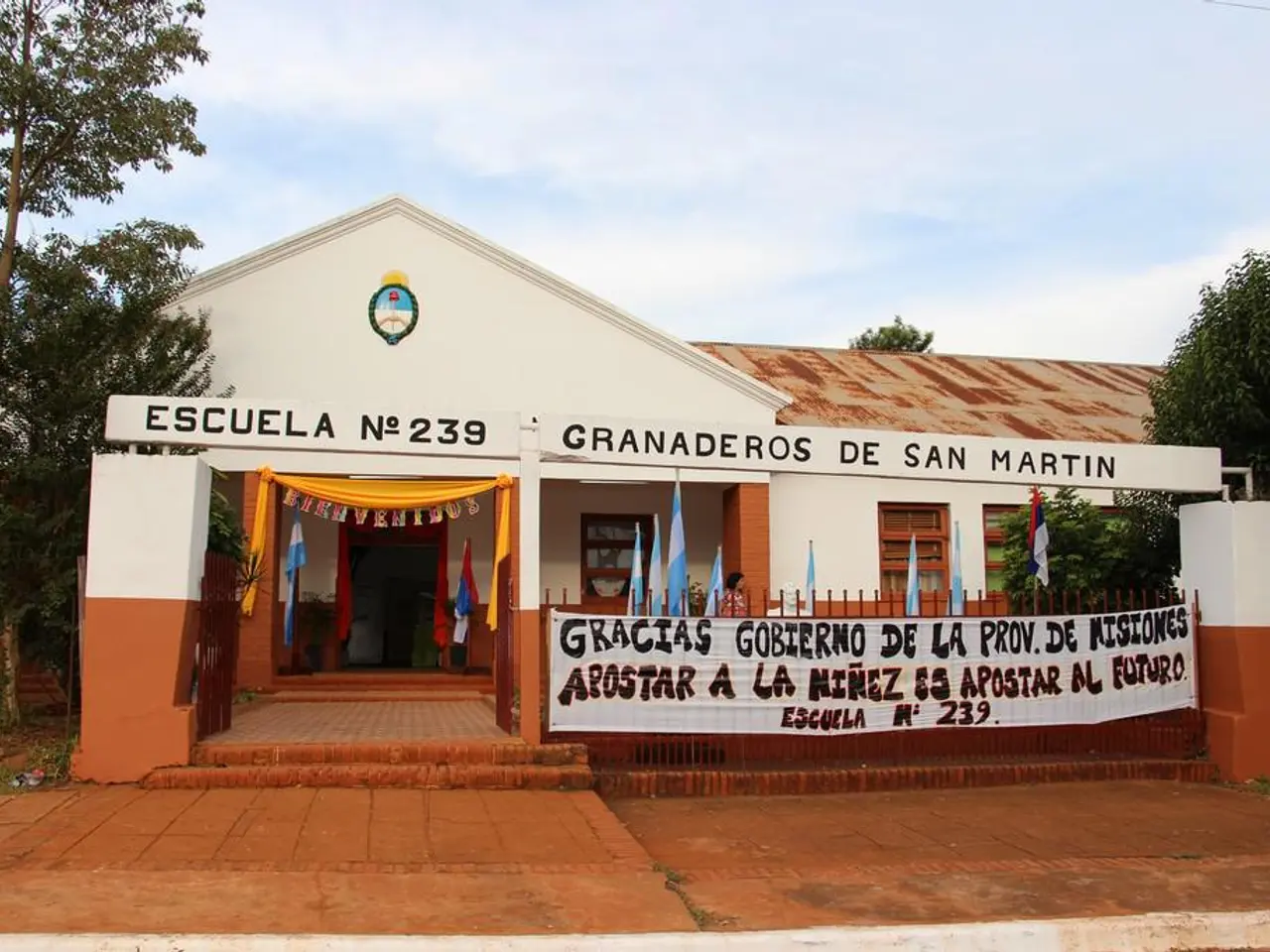 Miraculous Unpacking of Braunschweig's Flea Market Organizer Unveiled