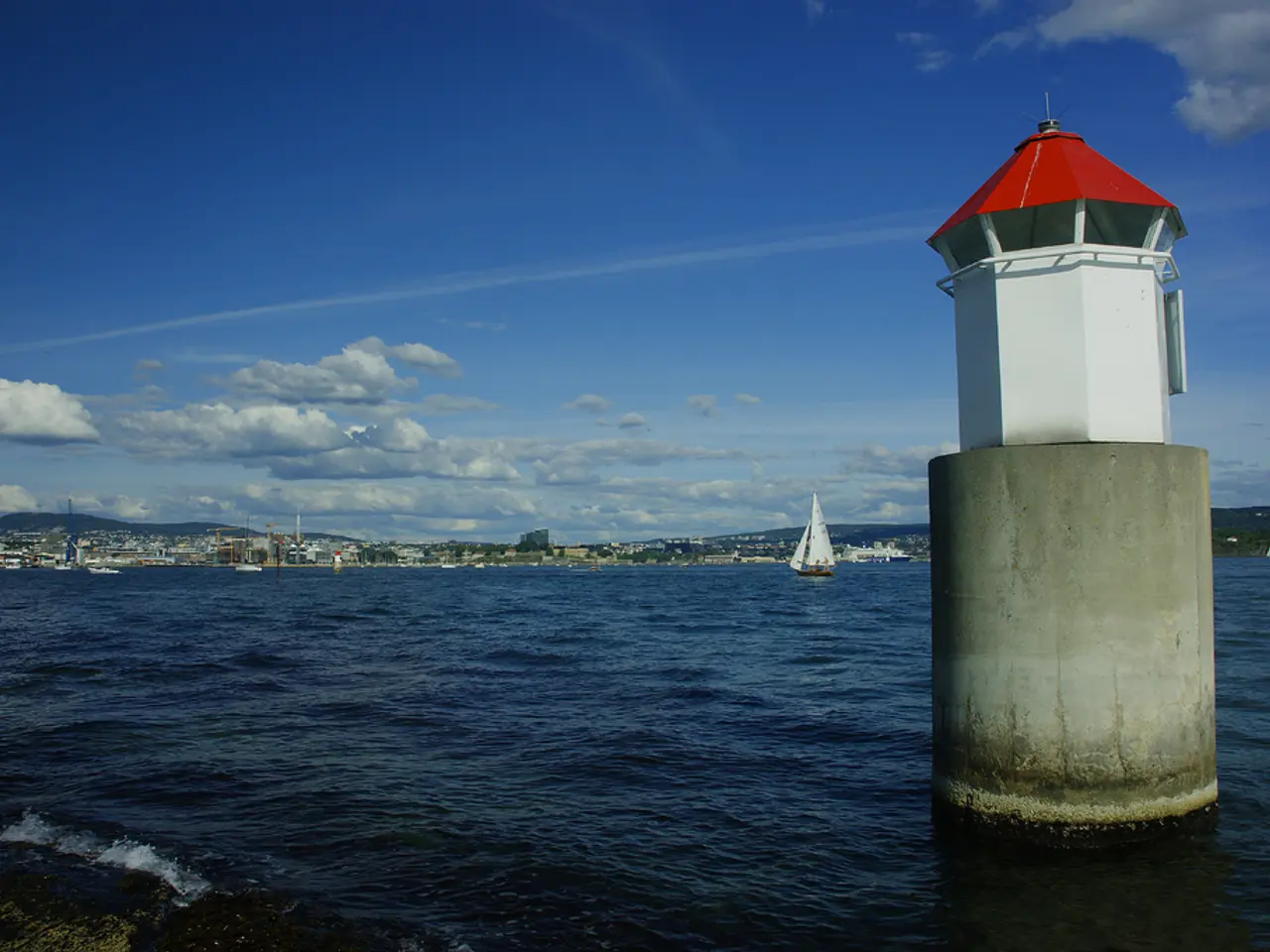 Join Forces to Bolster the Lighthouse Construction Sector with its Steep Achievers!