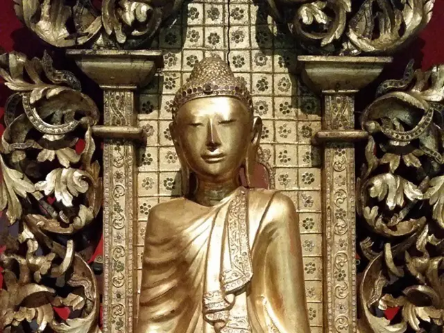 Hamilton Pays Homage to the Matterhorn with Its 'Ice Blue' Khaki Field Mechanical Edition