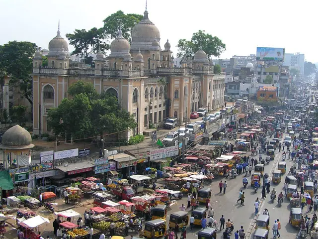 Rethink possessions, embrace minimalism: that's the approach of Poppins, the Airbnb-like service...