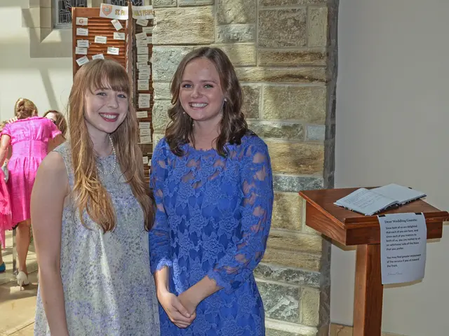 Affordable and Stylish Work Desks: Choose the Perfect One for Your Office Space