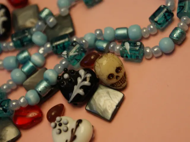 Jadeite Valuation, Pricing, and Jewelry Details