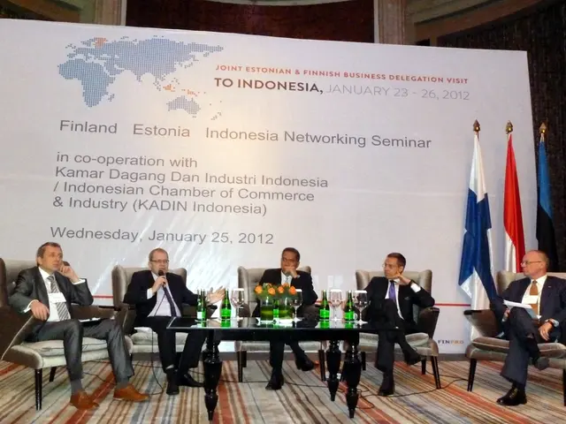 Düsseldorf's VHS institution announces the distribution of two honorary awards