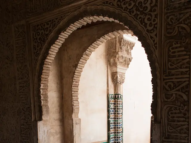 Achieved restoration of functionality in the Aachen City Hall's elevator.