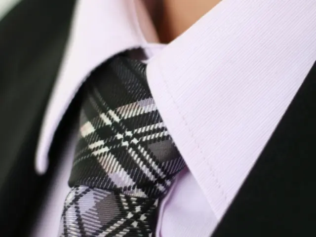 Enhance Your Golf Wardrobe with the Top 5 Discounted Items from the Peter Millar End-of-Year Sale