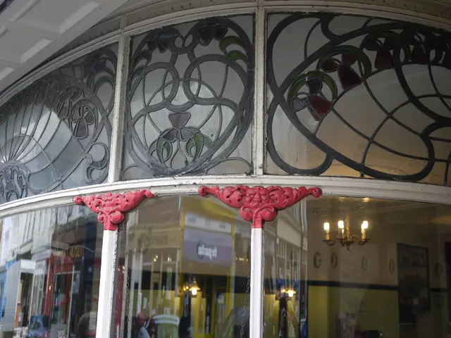 Gathering in Domsheide for a Community Disclosure Session