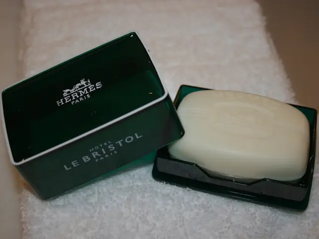 Home Solutions for Eliminating Persistent Sweat Smells on Clothing