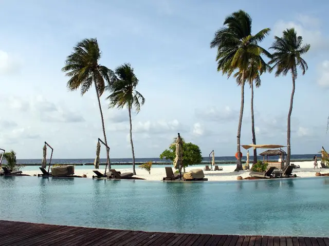 Water Features and Laundry Facilities Installed on Central Beach for Comfort of 420,000 Visitors