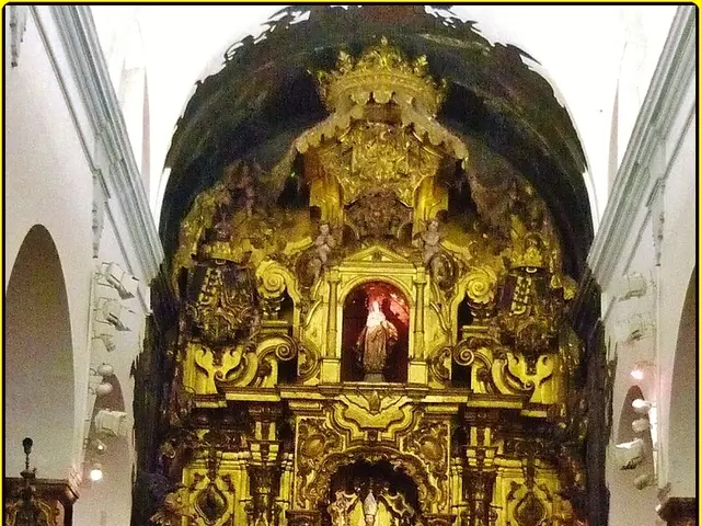 Milan Design Week Highlights: Porcelain Lamps Imitate Traditional Paper Lanterns