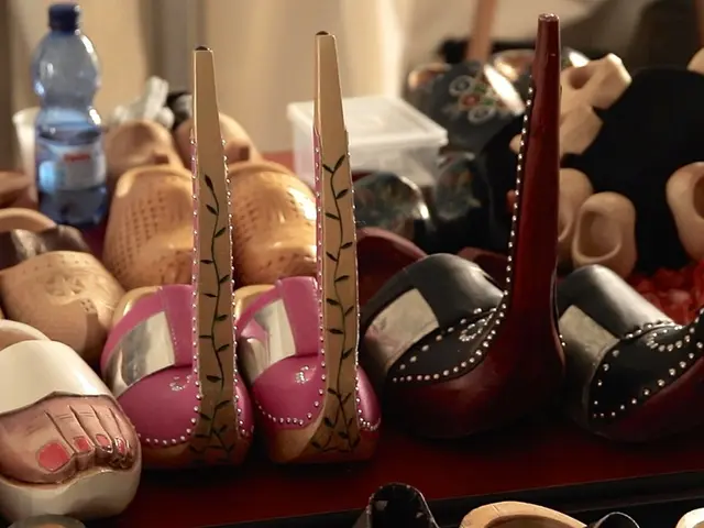 Unconventional Combinations Triumph: Cowboy Boots with Bike Shorts