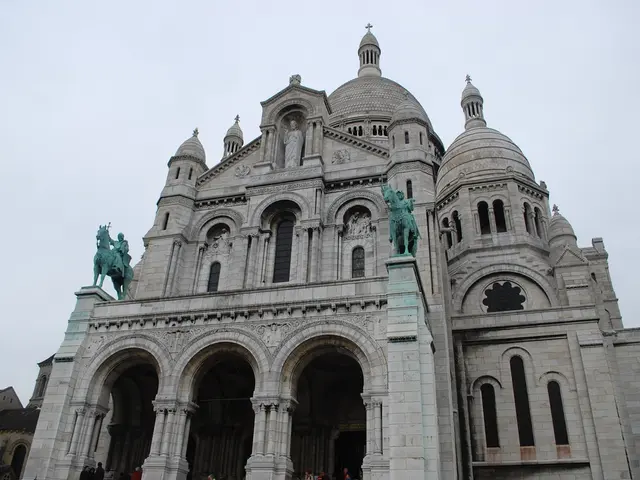 Eberle assumes the role of the city mayor of Wartburg