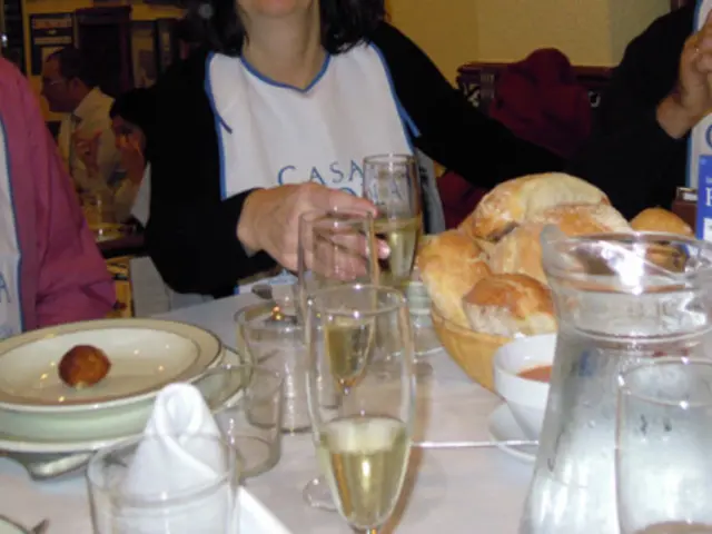 "4-inch seating rule: subtly transforming your dining area into a friendlier and social hub"