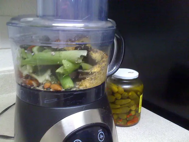 Affordable opportunity at Currys: Enjoy a remarkable £130 discount on KitchenAid's renowned stand...